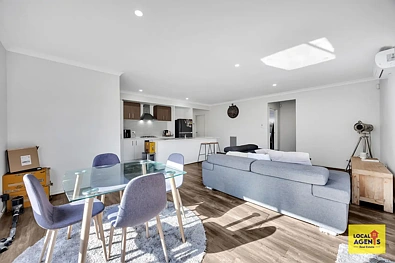 Adres Weerhou, Tarneit, VIC 3029, 4 slaapkamers, 2 badkamers, House