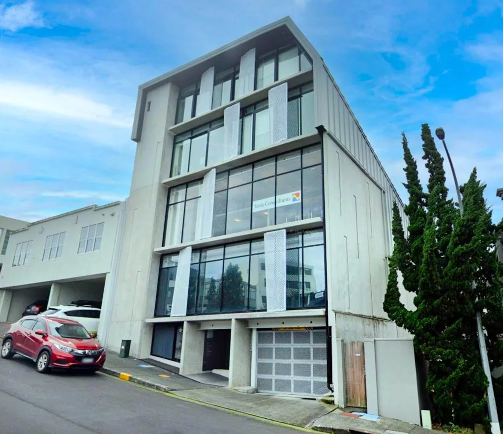 Newmarket CHARACTER NEWMARKET OFFICE