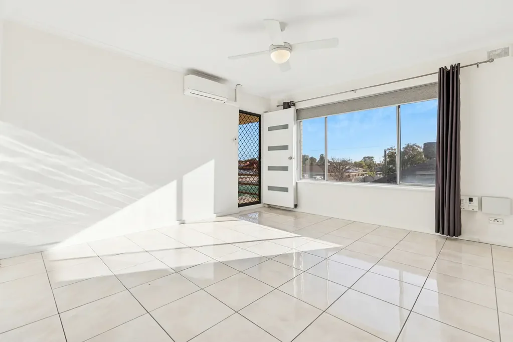 St Marys 2房  Perfectly Positioned – Move Straight In or Invest!