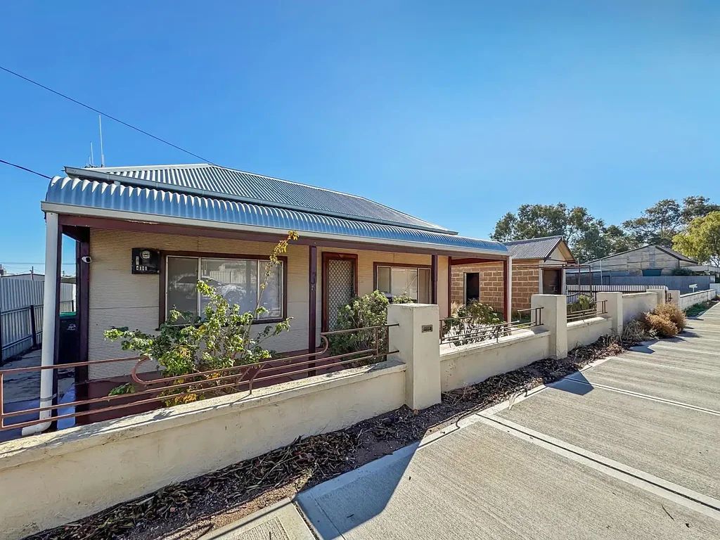 Broken Hill 3 Bedroom Immediate rental yield - 7.34%