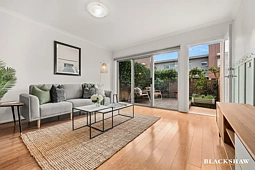 45/41 Philip Hodgins Street, Wright