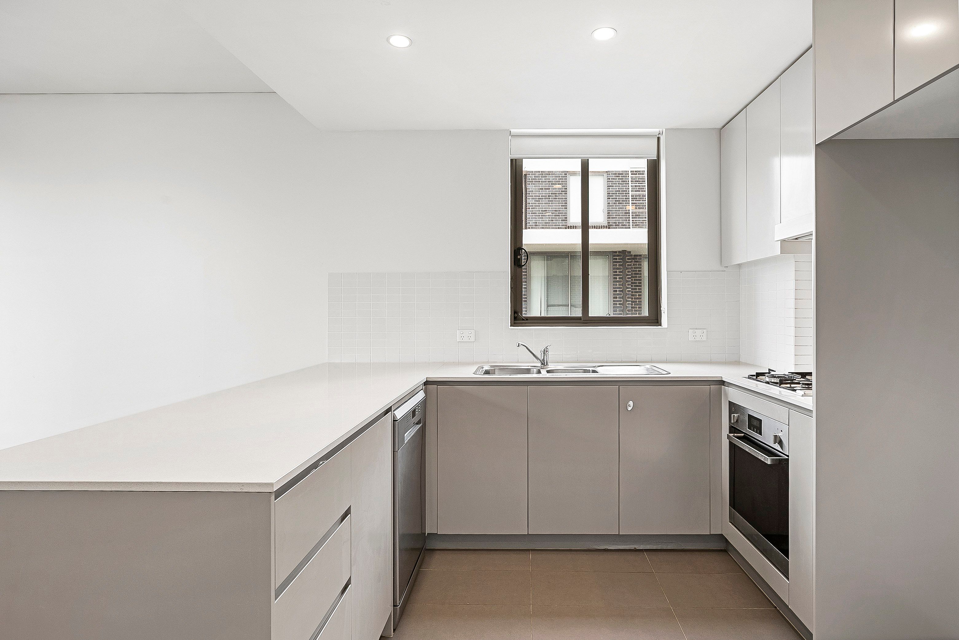 BROADWAY APARTMENTS 20 MATTHEWS ST, PUNCHBOWL NSW 2196, 0房, 0浴, Unit