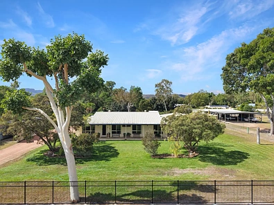 Kelso 4房  Space, Sheds & Lifestyle - Everything You've Been Looking For