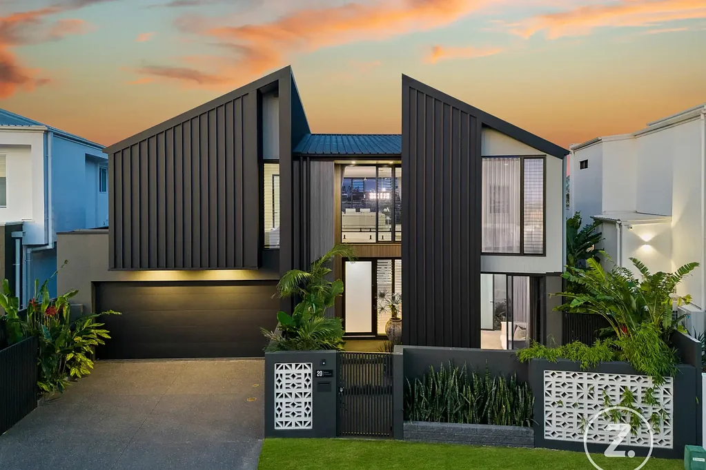 20 Belair Crescent, Paradise Point, QLD 4216