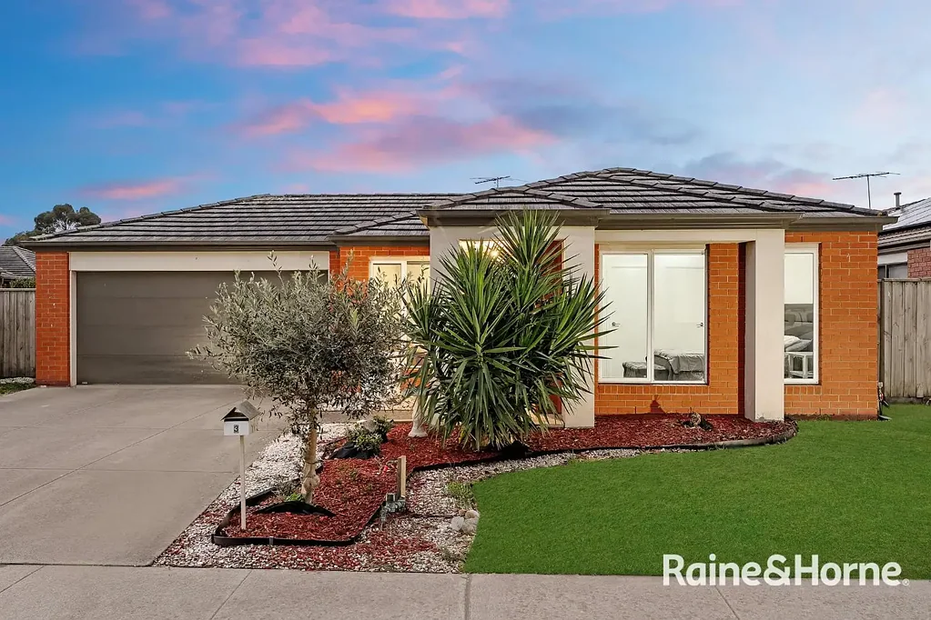 Pakenham 4غرفة نوم Family Entertainer with Swimming Pool in the Heart of Fallingwater Estate