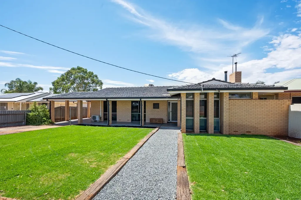 23 Killarney Street, Lamington, WA 6430
