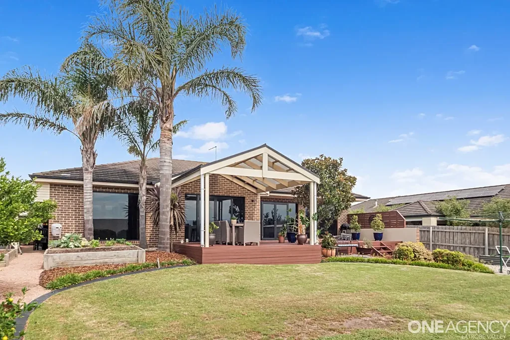 Traralgon 4ห้องนอน Quality Built, Beautifully Positioned