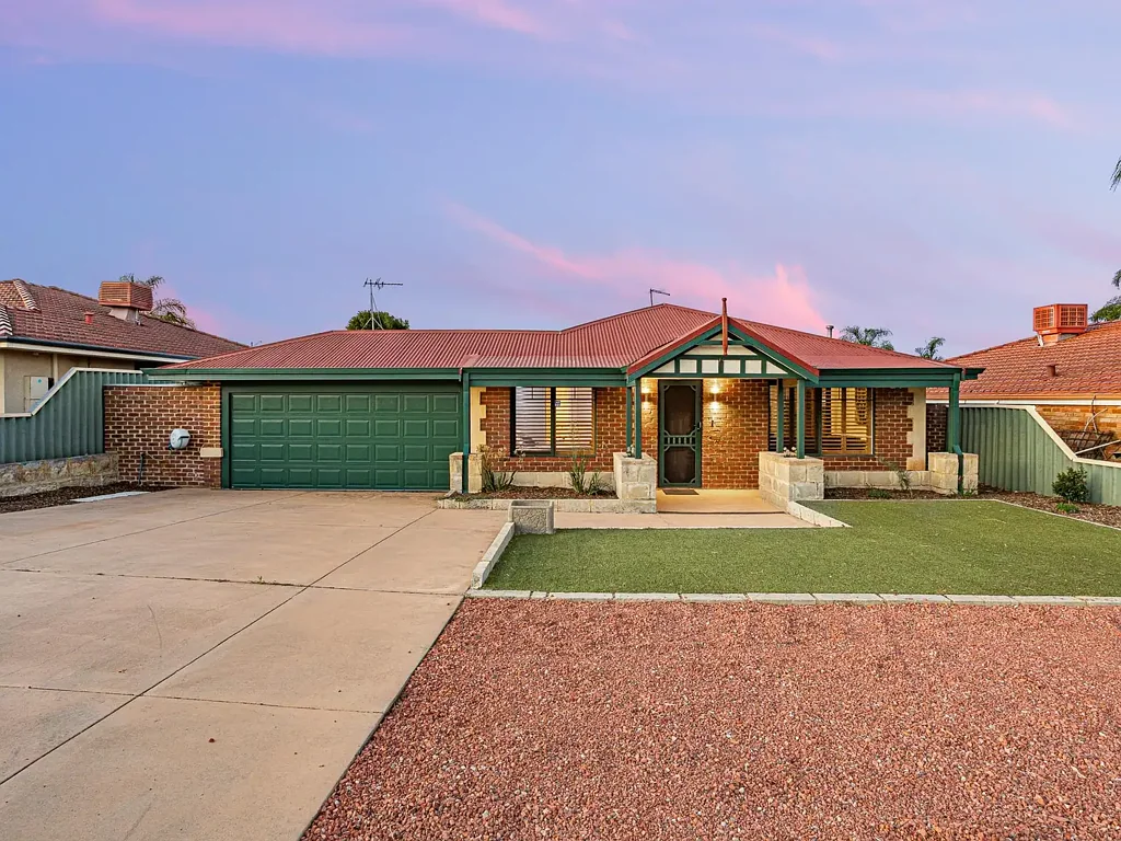 10 Tiberias Rise, Atwell, WA 6164