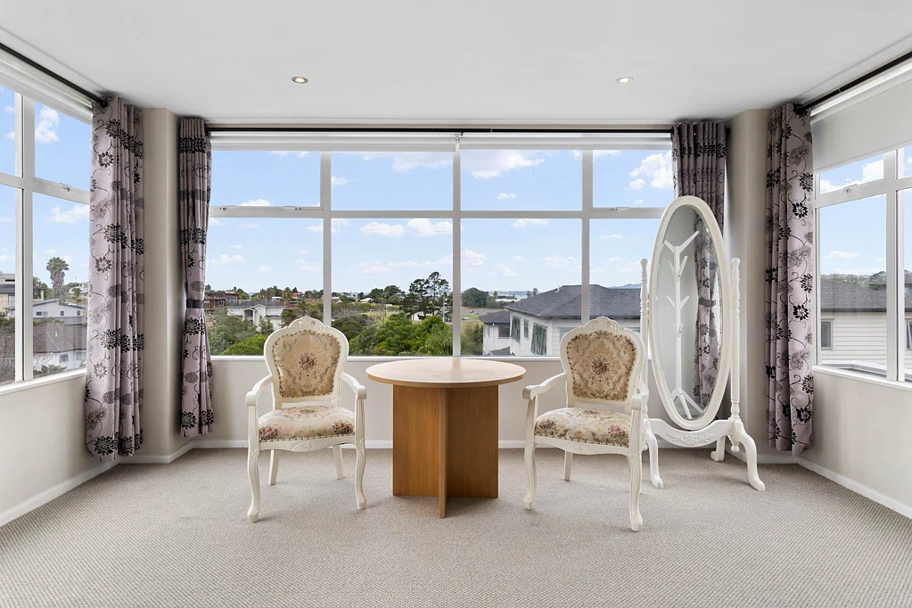 Mairangi Bay 6બેડરૂમ Luxury Oasis in RANGI Backyard