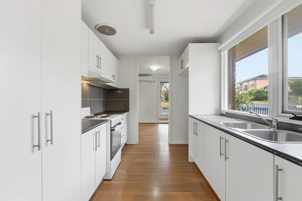 Woodbine 3Moenga Ideal Family Home or Renovation Project in a High-Growth Woodbine Location