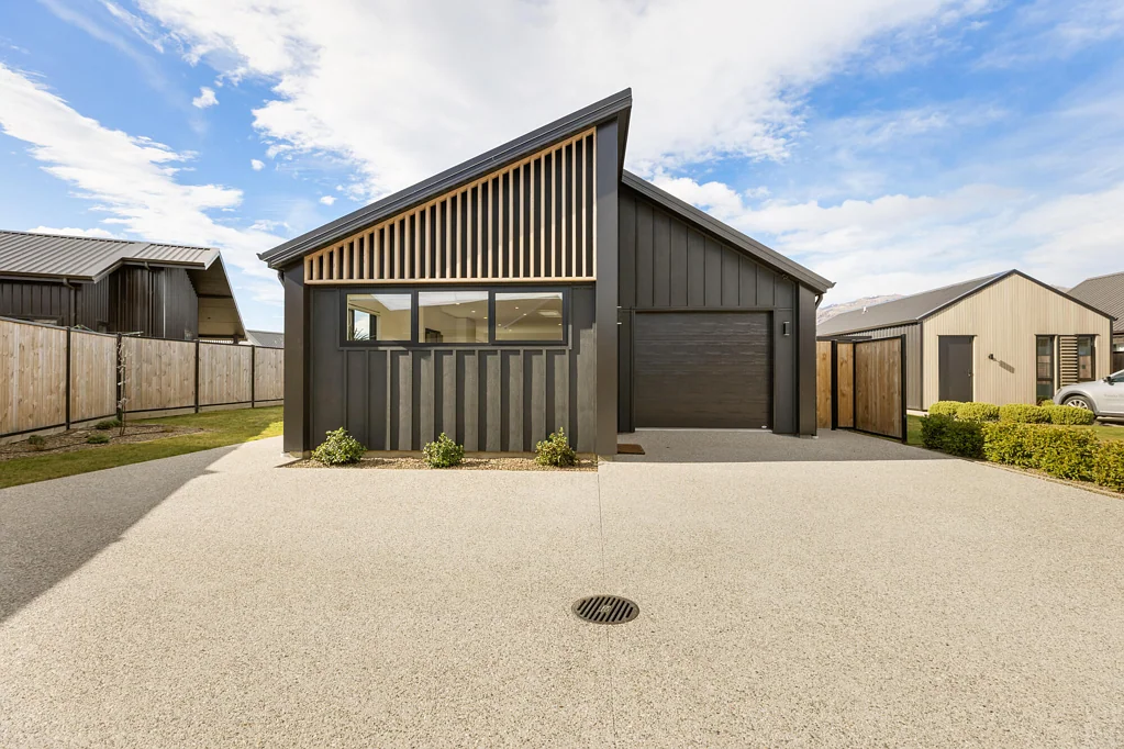 Cromwell 3 Bedroom More Space. More Parking. More To Love.