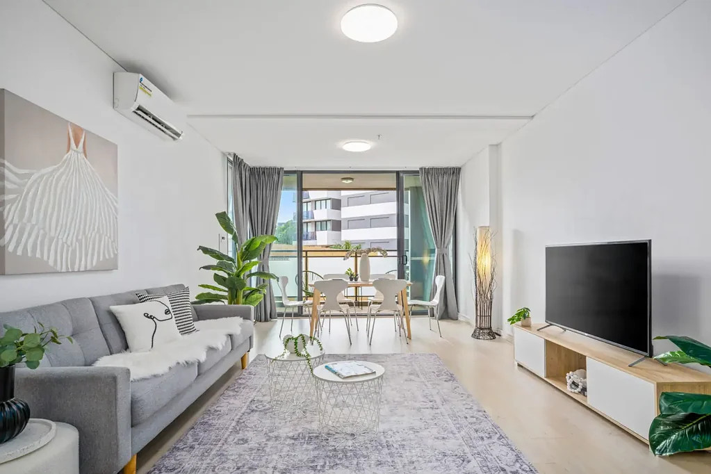 Wolli Creek 3chambre SOLD -  CALL  JIMMY ZHOU 0410 325 888