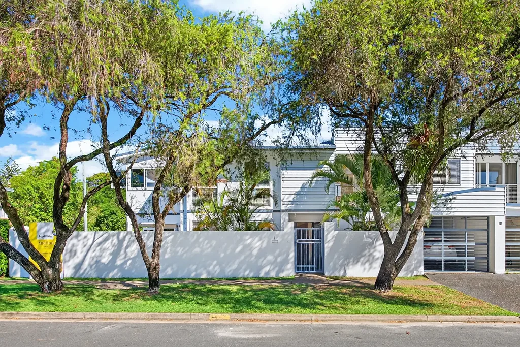 1/18 Twelfth Avenue, Palm Beach, QLD 4221