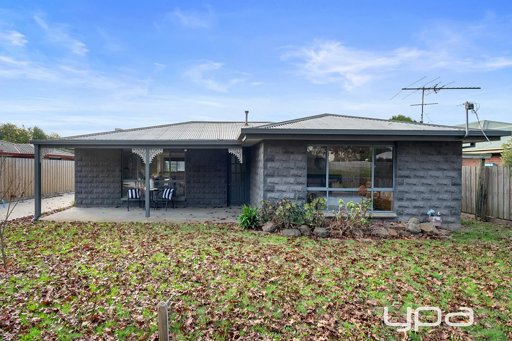 Ballan 3部屋 DISCOVER THE BEAUTY OF THIS THREE BEDROOM HOME