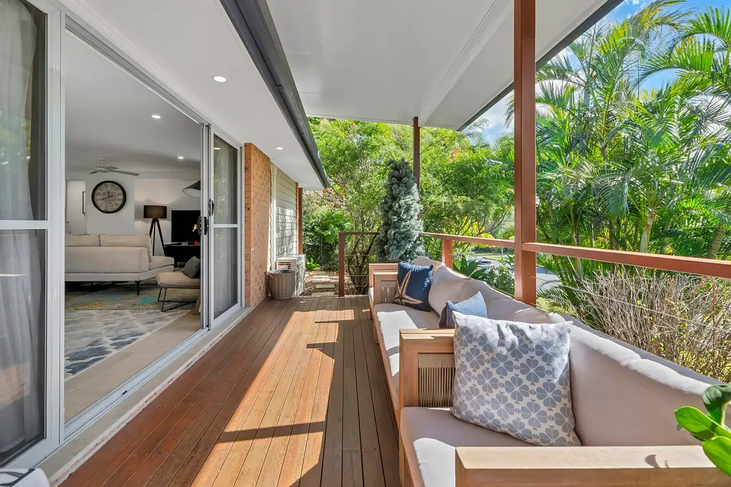6 Sara Street, Ashmore, QLD 4214