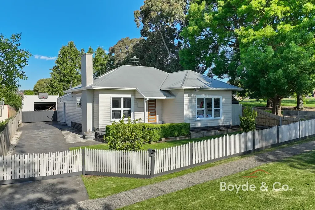 Warragul 3ਬੈੱਡਰੂਮ Excellent investment – Side Access & Shed!