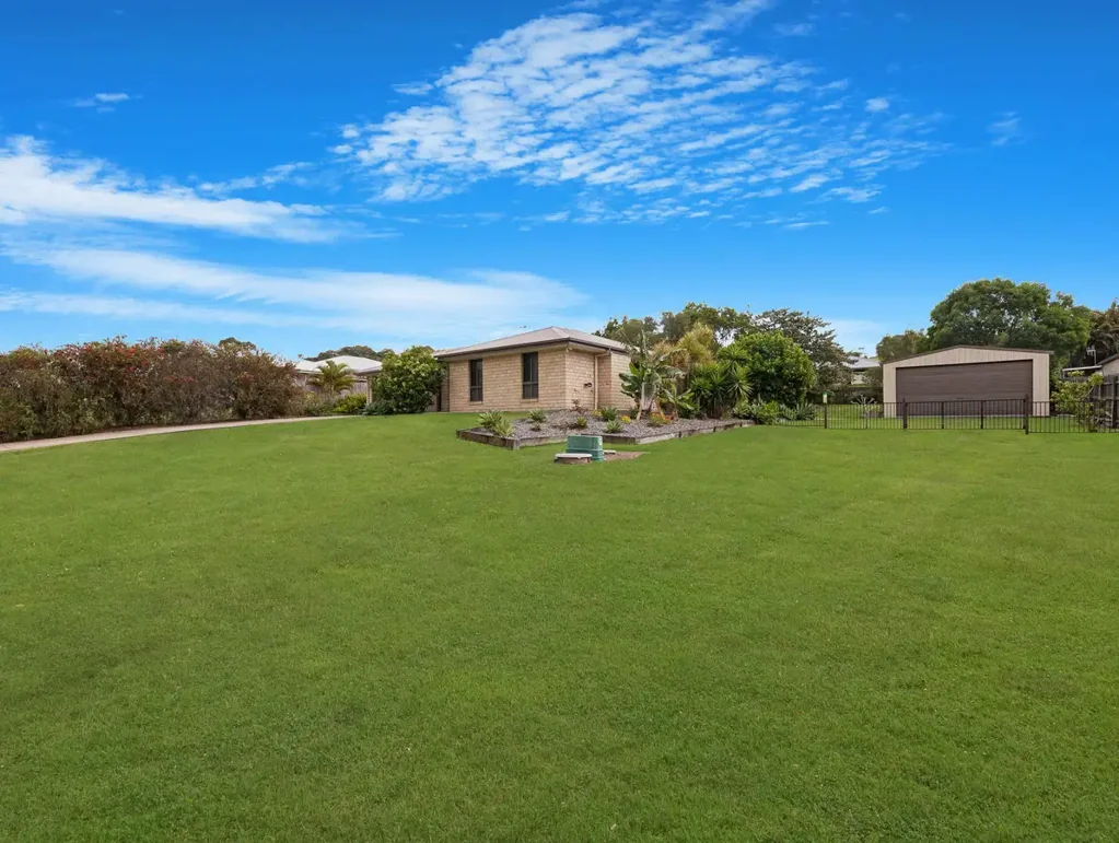 16 Golf Crescent, Craignish, QLD 4655