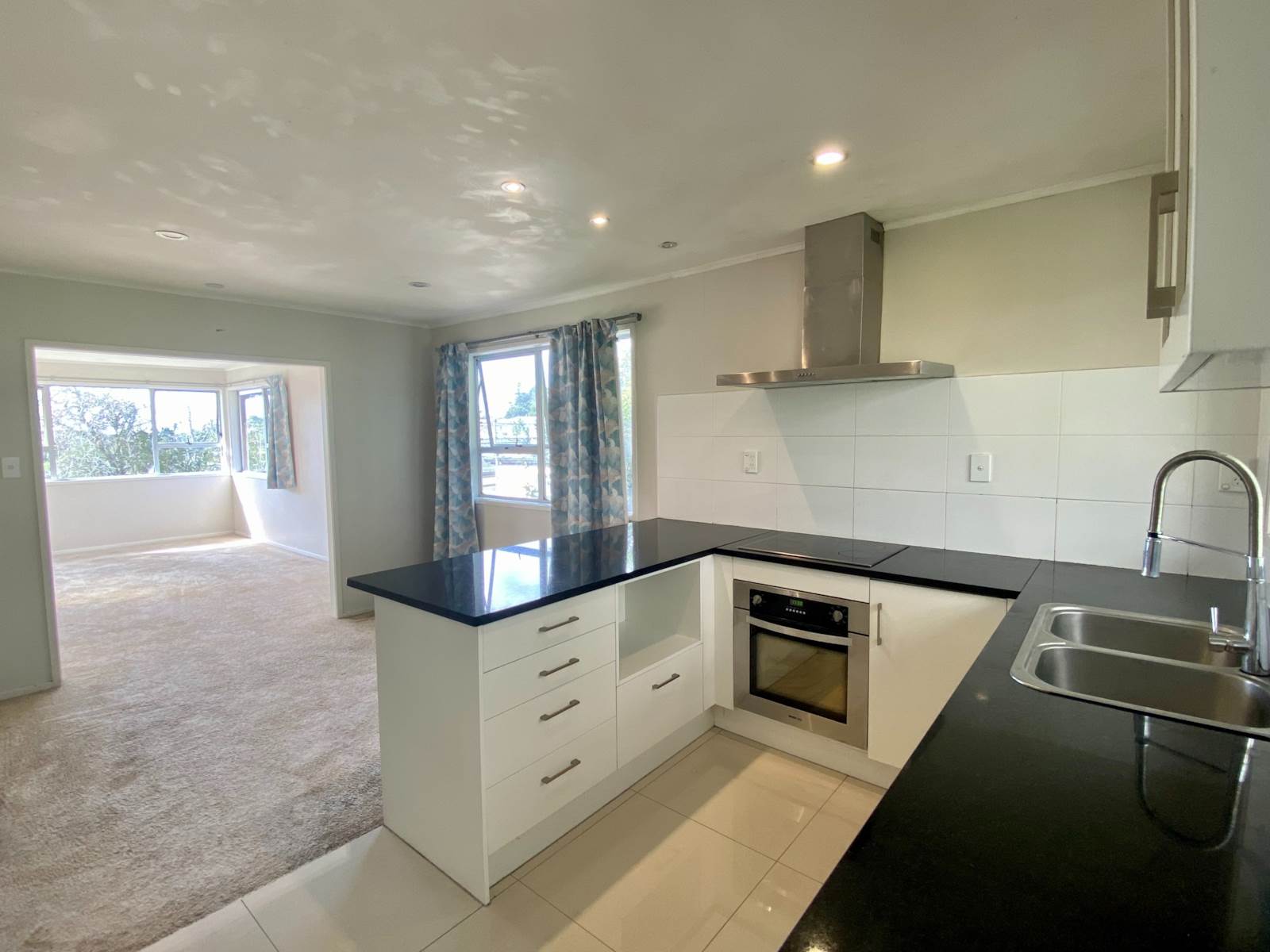 4 Kama Place, Sunnynook, Auckland - North Shore, 3 ห้องนอน, 1 ห้องน้ำ