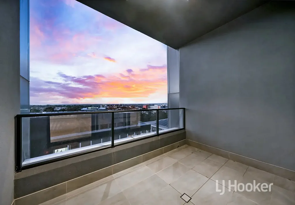 1x1 in The Arthouse Apartment Building