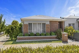 1 Ewart Close, Lucas