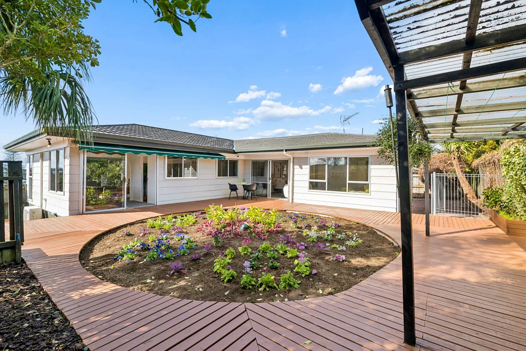 8 Sherie Place, Howick, Manukau City, Auckland Great Area