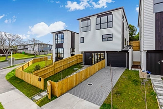 2A Janome Place, Bucklands Beach, Manukau City