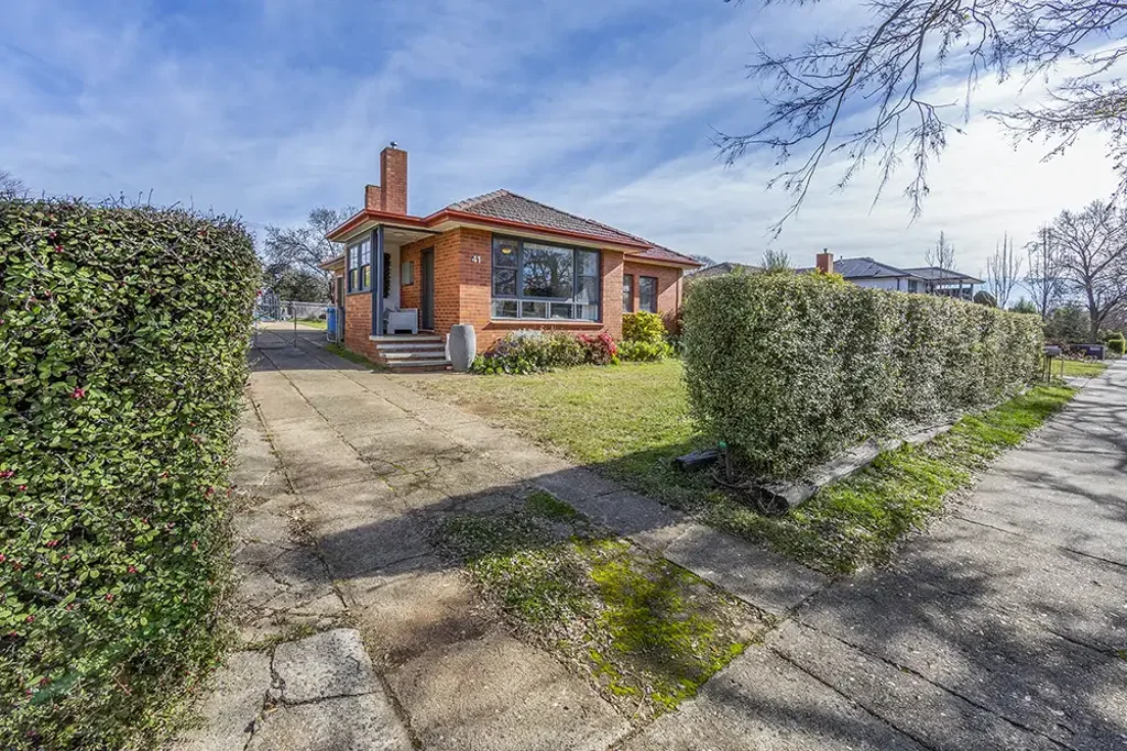 Charming 3 Bedroom House in Griffith