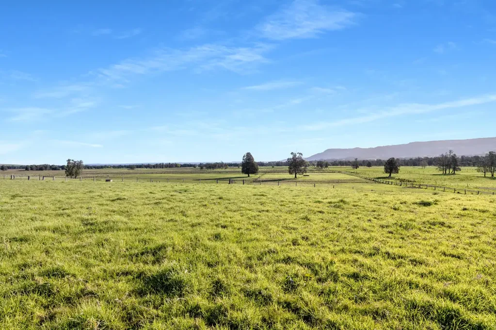 Berry "Gracelea" Unique 34.83 Hectare Waterfront Property