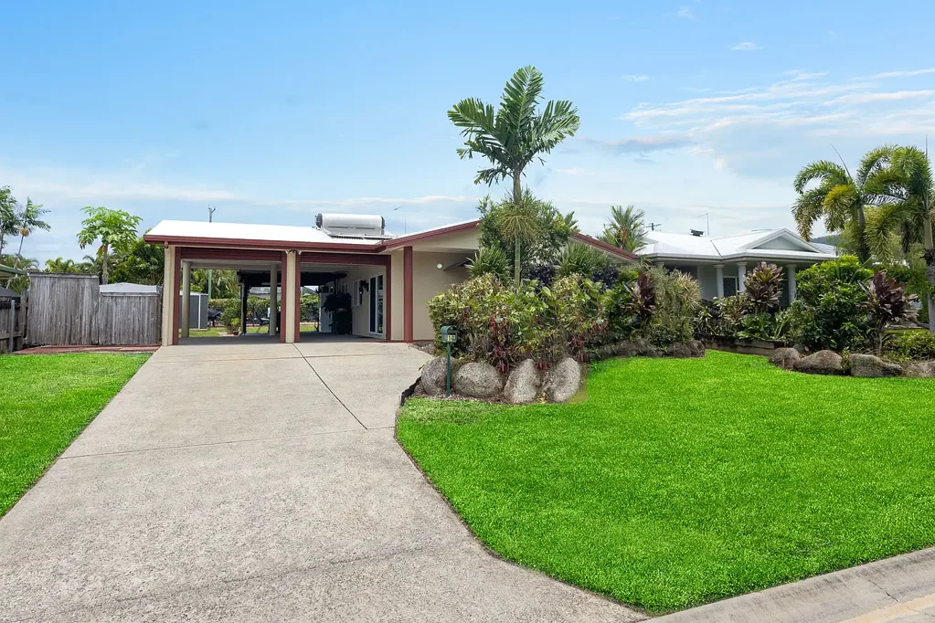 Kewarra Beach 3房  Fully Renovated Coastal Living I Saltwater Pool with Spa I Side Access