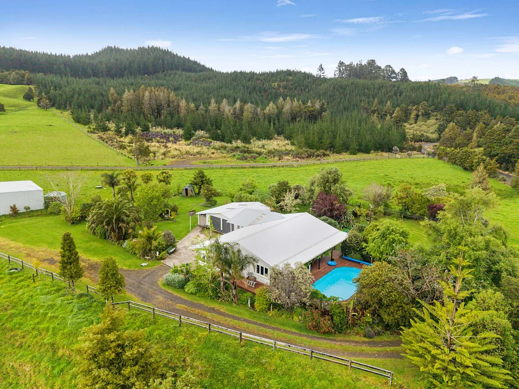 Dargaville 3chambre Luxury Lifestyle; Kauri Coast Oasis!