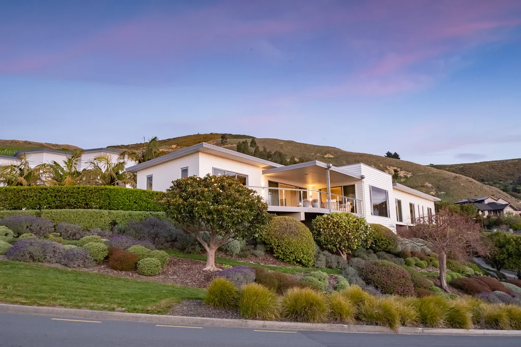 Atawhai 3房  Bay View by Name - Bay Views by Design