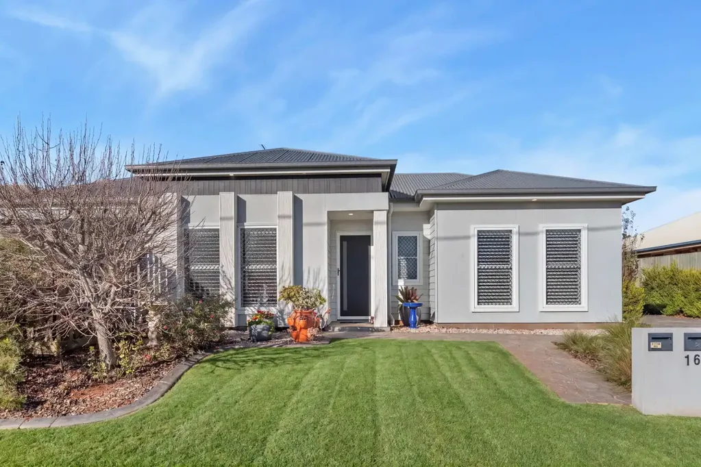 Middle Ridge 2Habitaciones A Home-Like Feel with All the Convenience of Unit Living