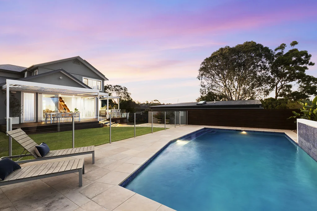 Allambie Heights 7 Bedroom Sophisticated family sanctuary with granny flat and pool