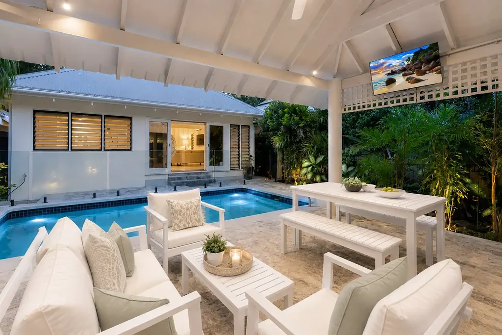 Palm Cove 4房  Luxury Villa | Tropical | Low Maintenance
