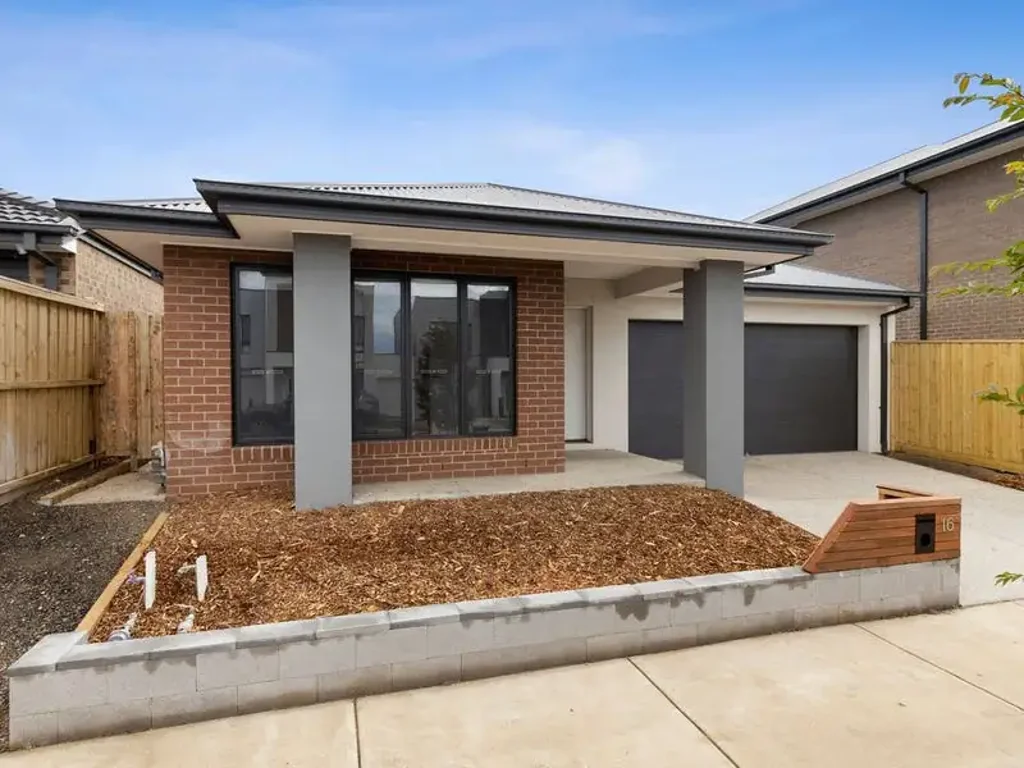 Three bedroom home with everything you need!
