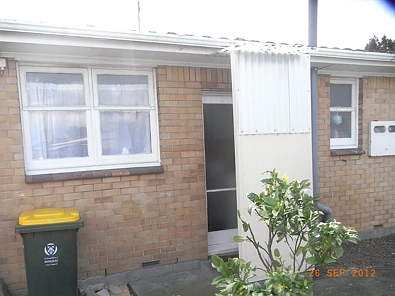 2/142 Buckland Road - 2 bedroom unit