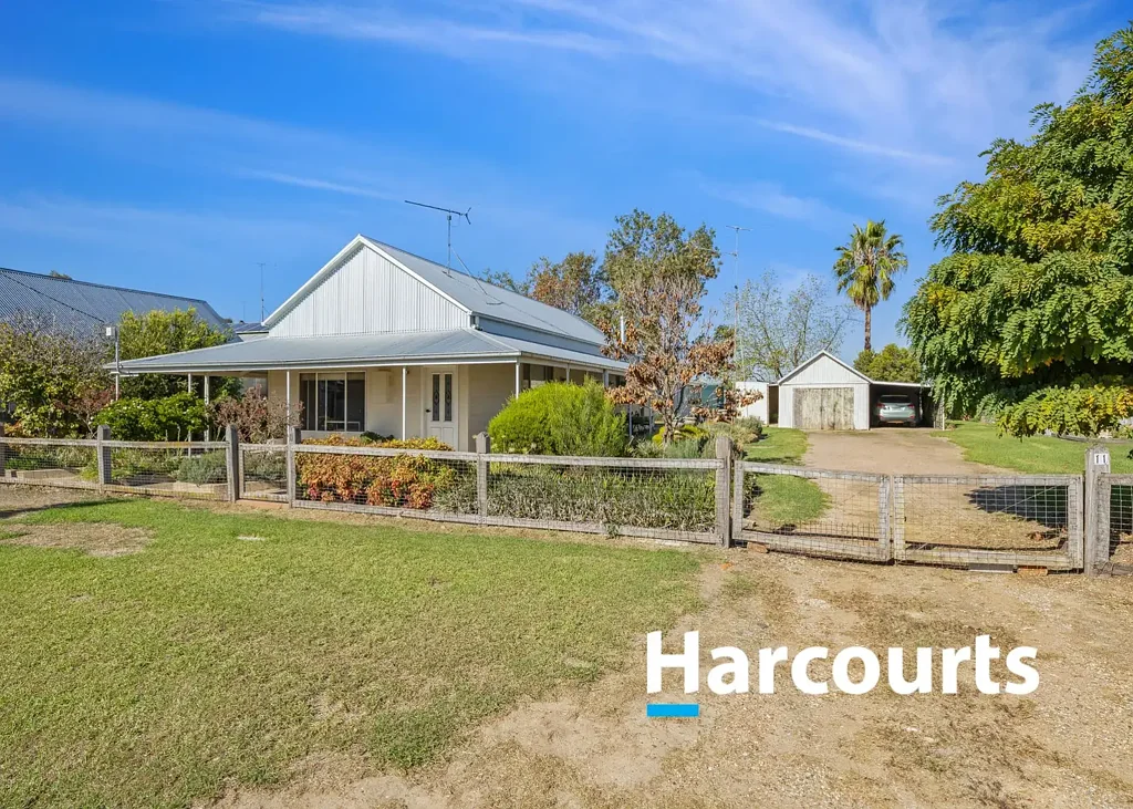11 Bartley Street, Moyhu, VIC 3732