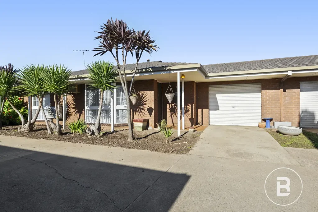 Maryborough 2房  Spacious and Light-Filled Living close to Maryborough Golf Club