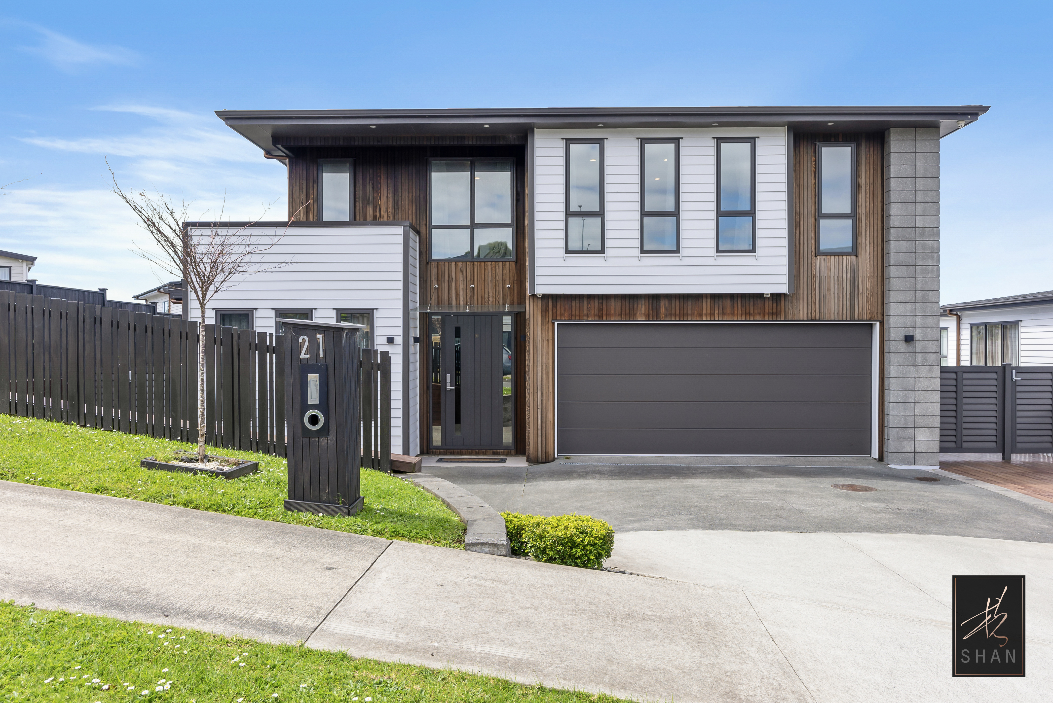 21 Colliston Rise, Pinehill, Auckland - North Shore, 8 habitaciones, 0 baños