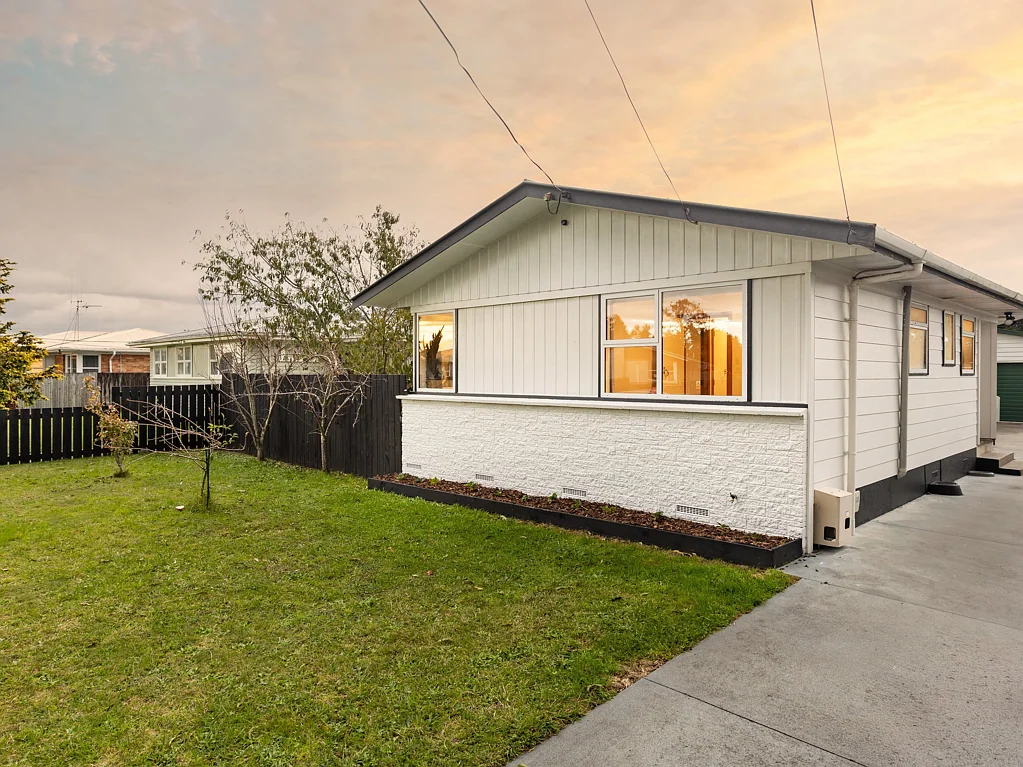 Fairview Downs 3房  Double Glazed First Home