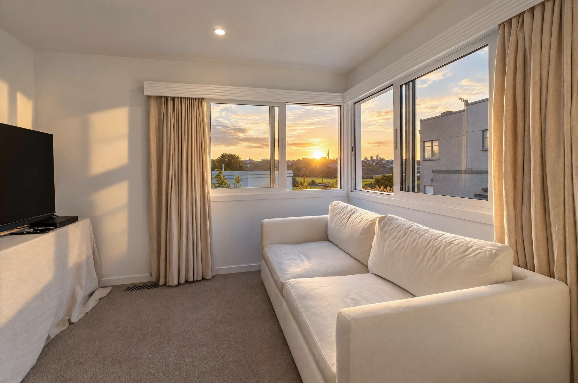19 Stirling Street, Remuera, photo 9