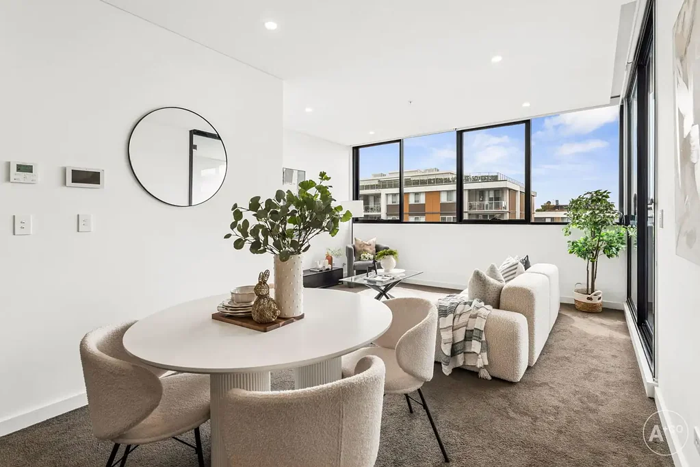 919/93 Regent Street, Kogarah, NSW 2217