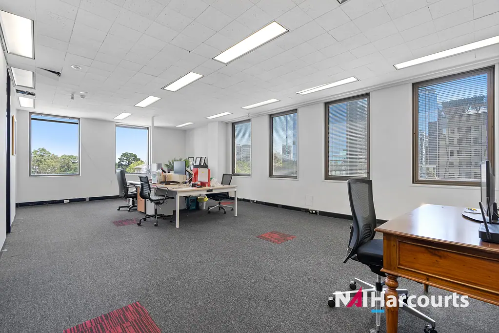 Melbourne Modern and Functional Office Suite at St Kilda Road