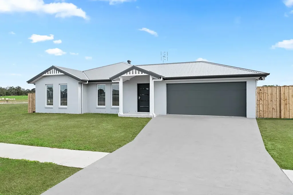 Marulan 4 Bedroom Stylish Living Starts Here