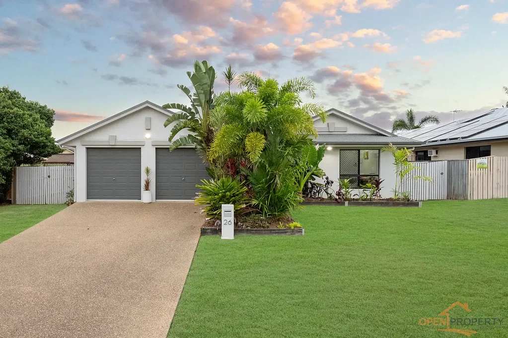 Bushland Beach 4房  RENOVATED COASTAL LIVING IN SOUGHT-AFTER BUSHLAND BEACH