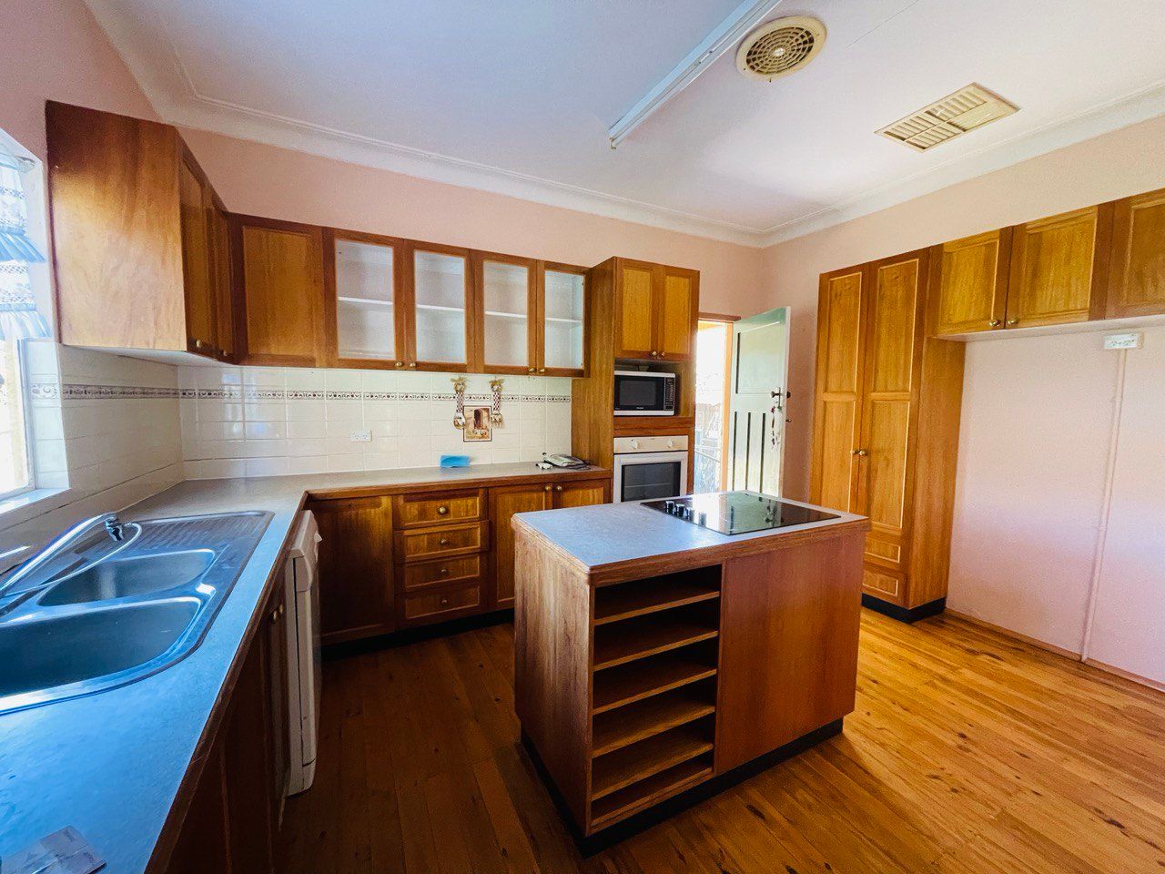 74 WILLIAM ST, CONDOBOLIN NSW 2877, 0房, 0浴, House