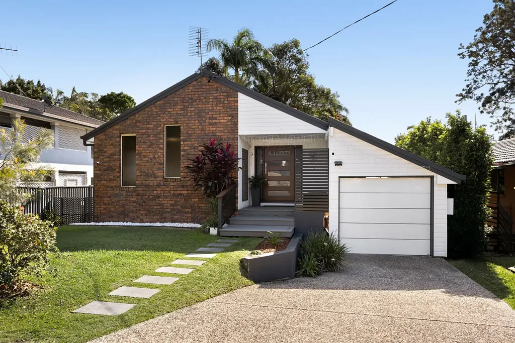 19 Oloway Crescent, Alexandra Headland, QLD 4572