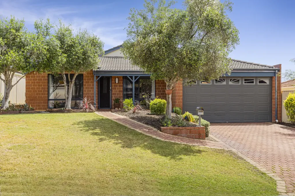 Merriwa 4कमरा A Move-In Ready Family Home in a Peaceful Cul-de-sac