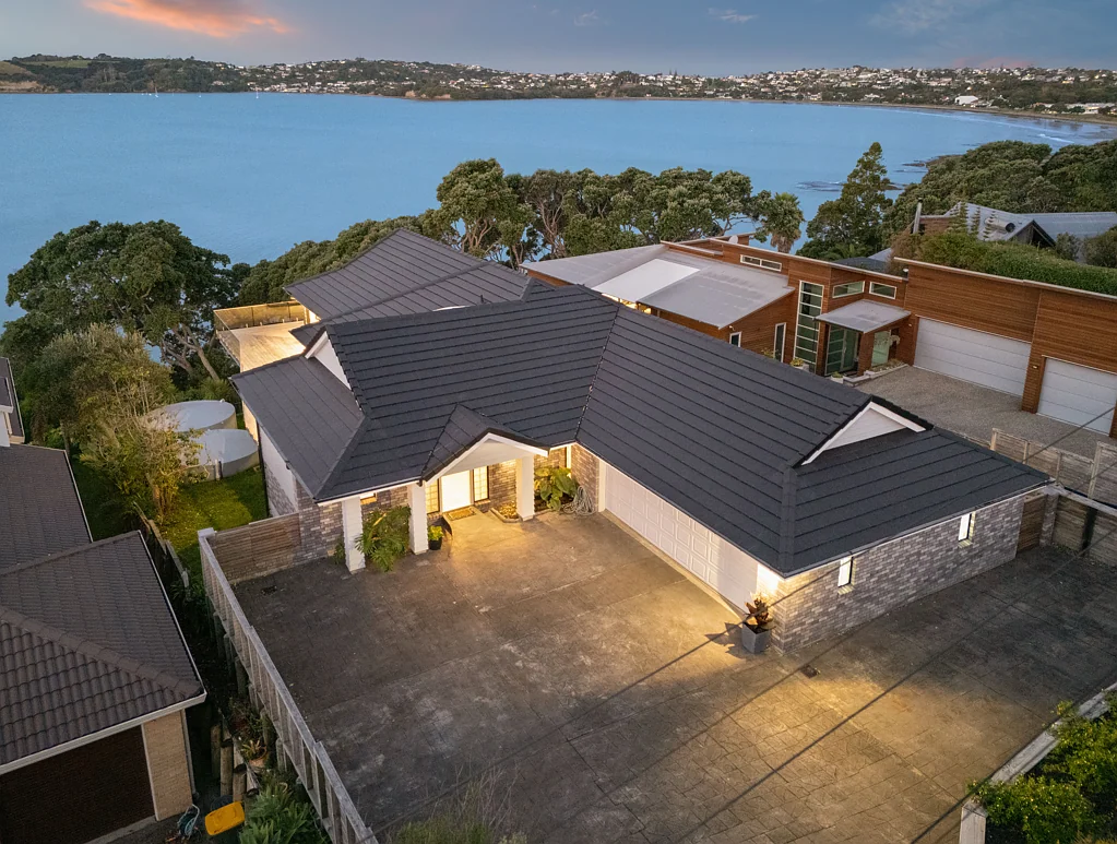 Stanmore Bay 5房  Coastal Paradise Clifftop with Sweeping Views!