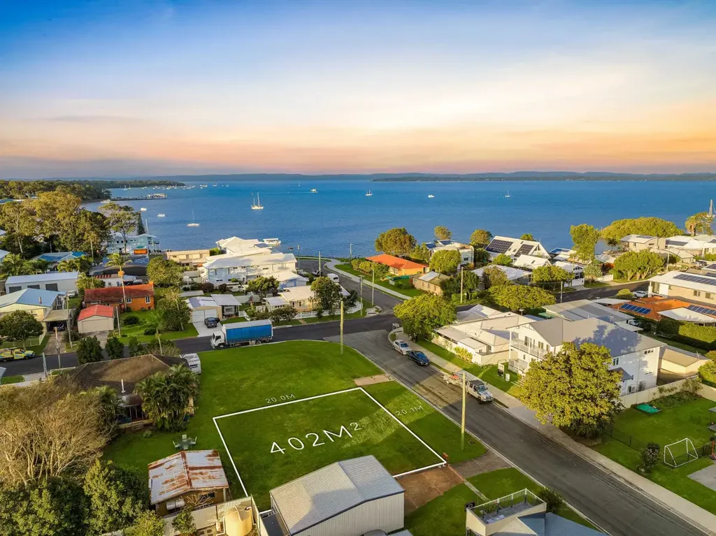 Victoria Point Rare Vacant Lot With 20m Frontage + Water Views